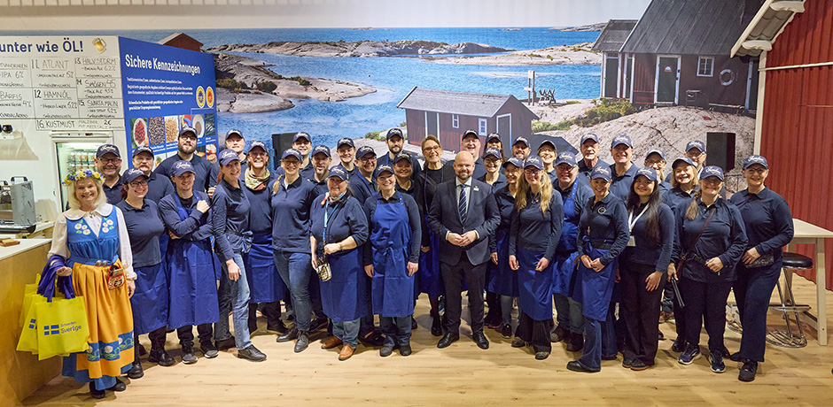 Sveriges landslag i montern på Grüne Woche. Foto: Jordbruksverket/Bernhard Ludewig